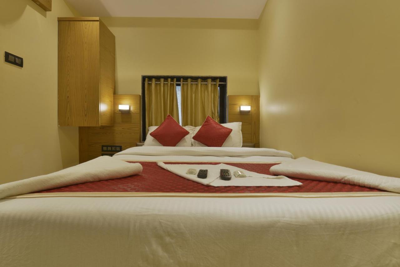 Hotel Residency Park Mumbai Exterior photo