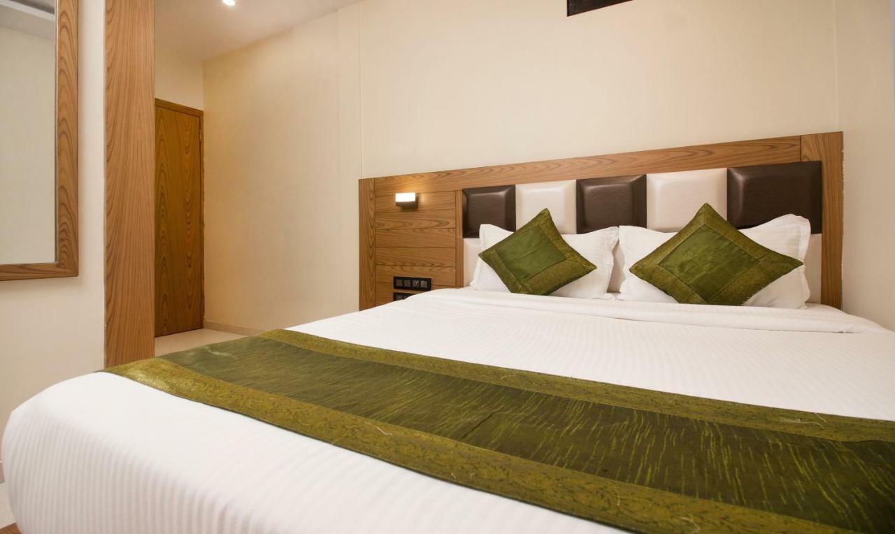 Hotel Residency Park Mumbai Exterior photo