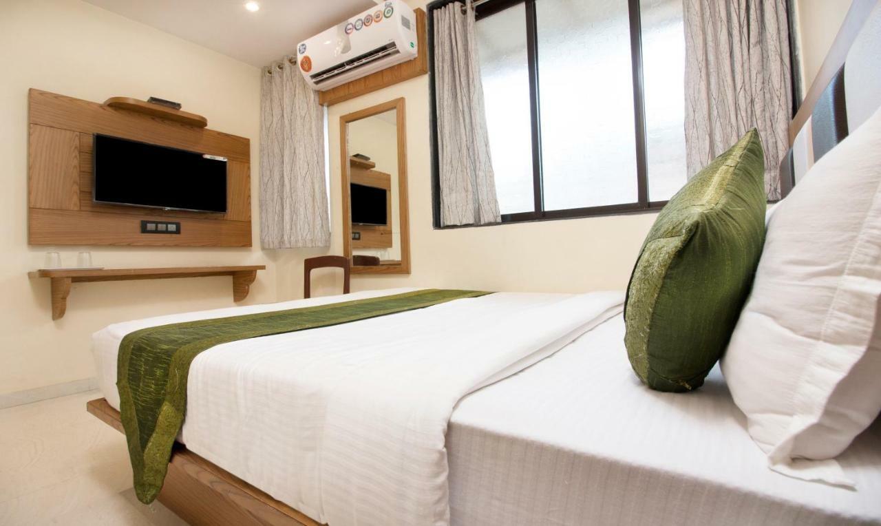 Hotel Residency Park Mumbai Exterior photo